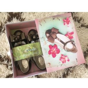 JOYFOLIE Girls SZ 4 Youth Arianna Brown Shoes NIB